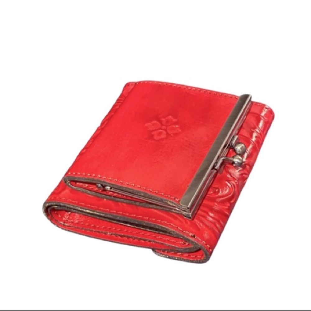 Patricia Nash Reiti Tooled Bifold Wallet - Berry Red